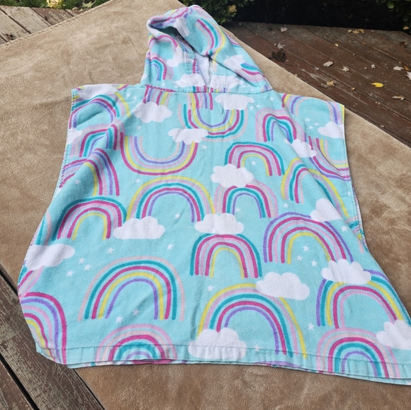 Tommy Bahama Colorful Rainbow Hooded Towel - Small Child Size. 23x24 - Picture 1 of 8